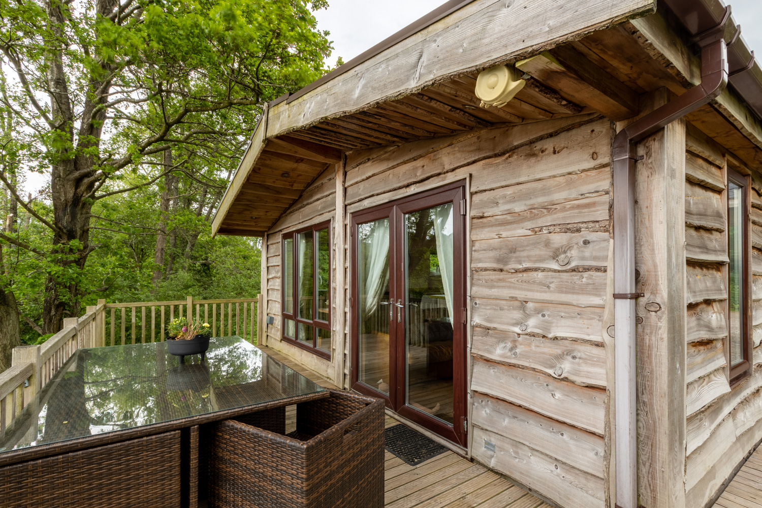 Badgers Harbour lakeside setting