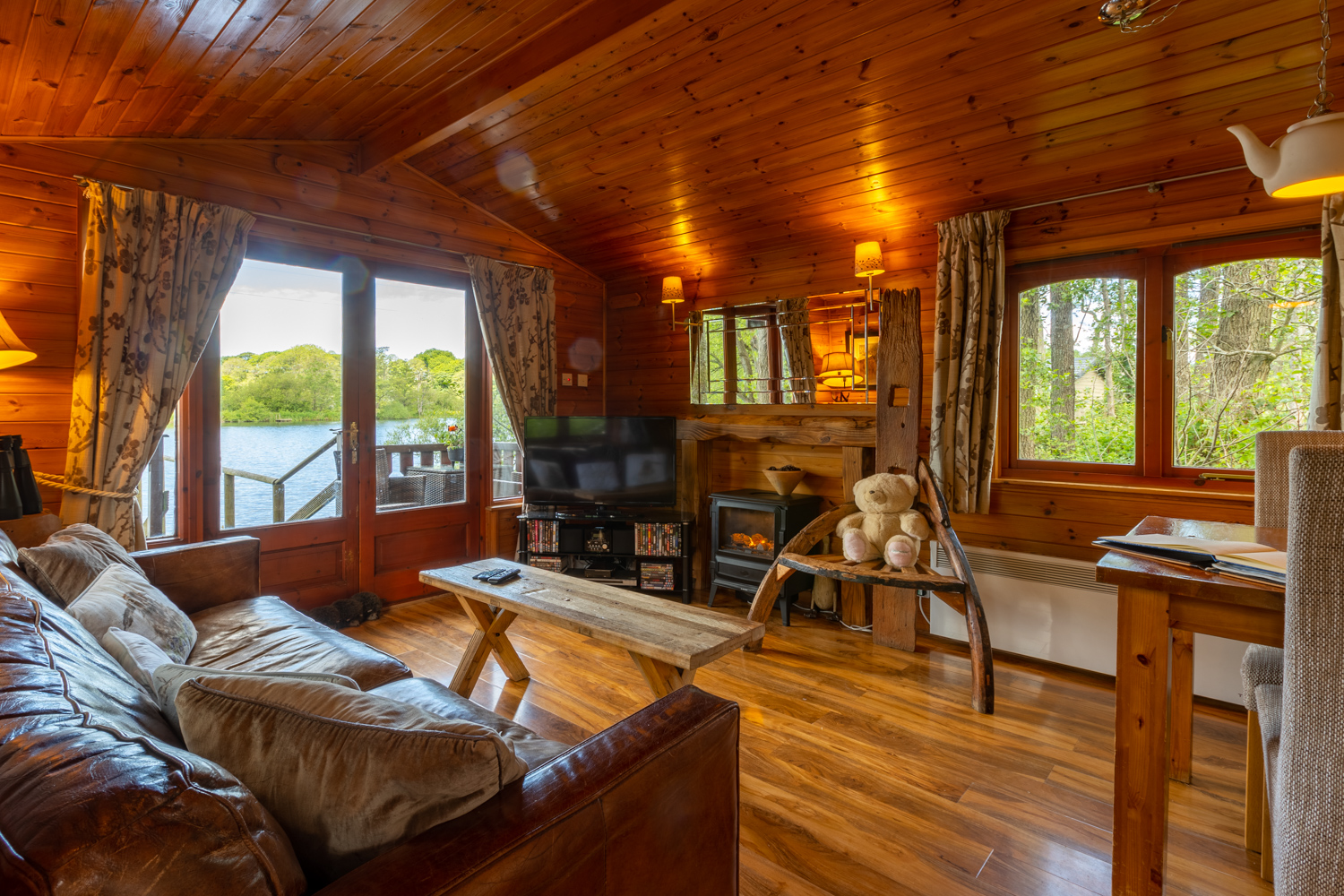 Huntsman's Harbour timber living space